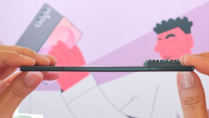 Samsung Global Newsroom原文配图：From 253 Grams to 201 Grams: The Engineering Behind the World’s Lightest Fold